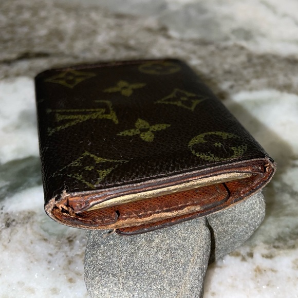 Vintage Louis Vuitton Monogram Key Case Holder - Picture 13 of 16